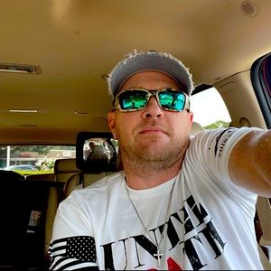 Meet your Posher, Brinton